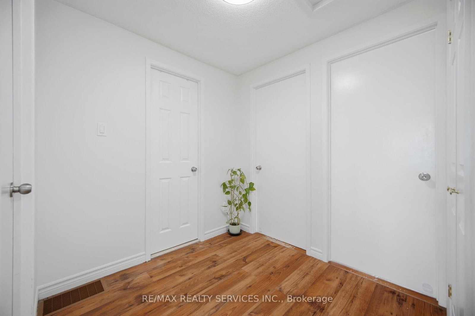 18 Gold Pine Court thumbnail 21