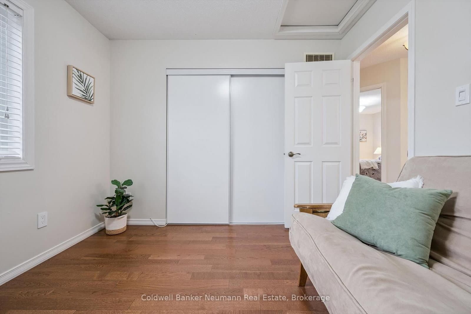 308 Fasken Court thumbnail 27