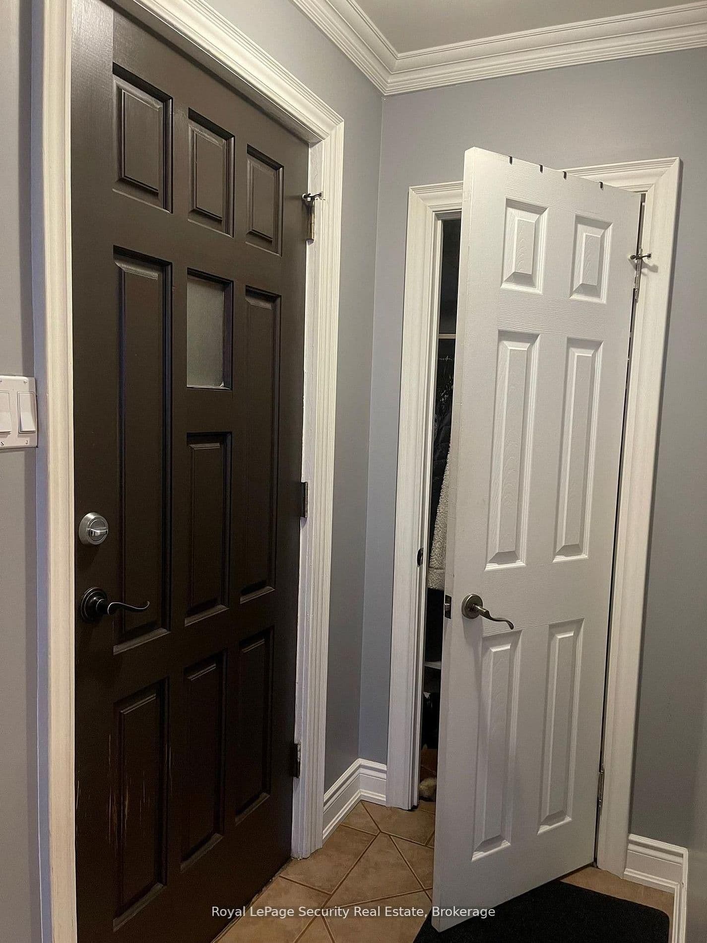 36 Noranda Drive, Unit Upper thumbnail 8