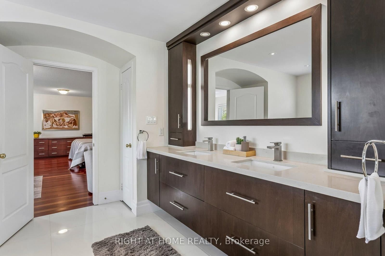 4263 Couples Crescent thumbnail 16