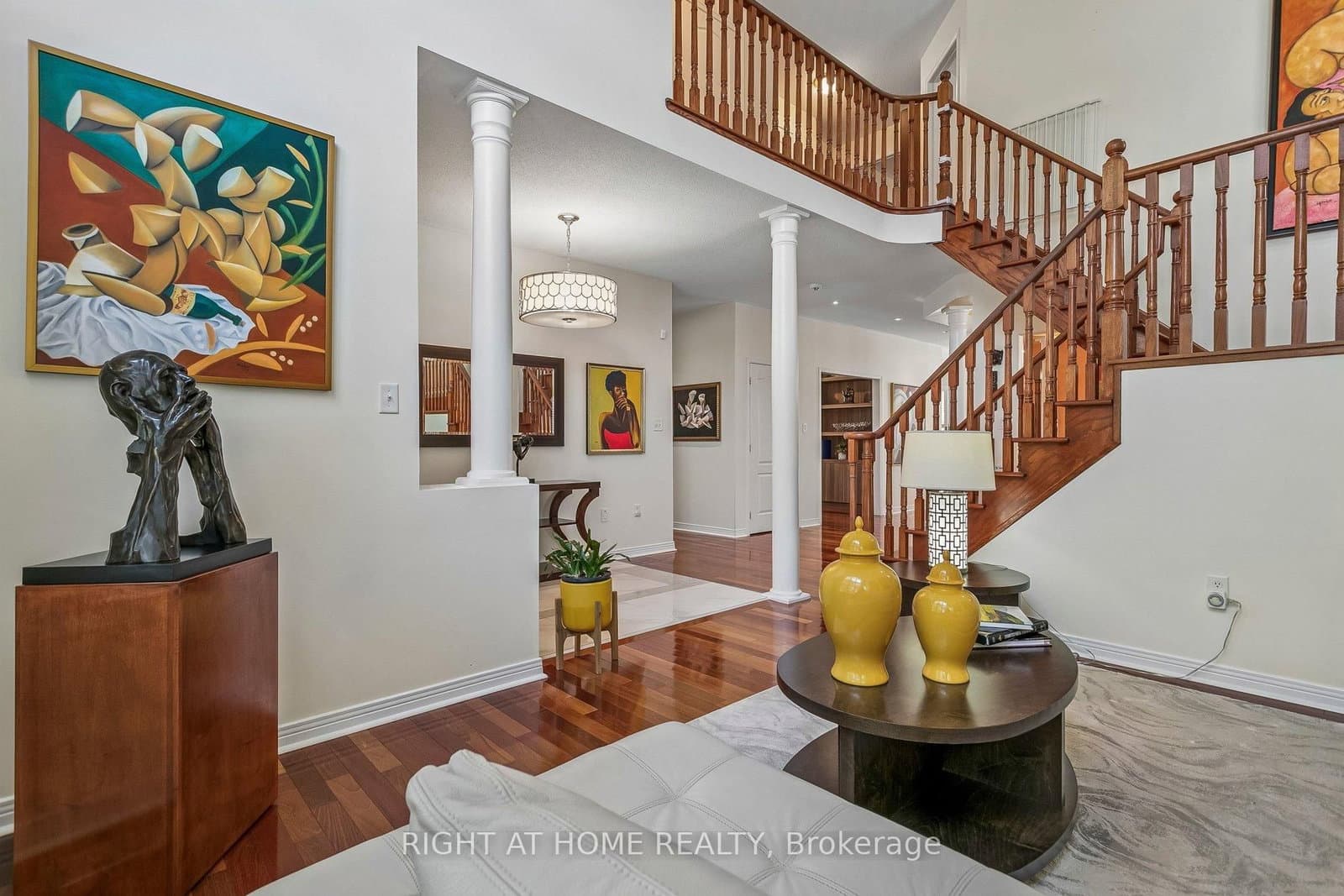 4263 Couples Crescent thumbnail 2