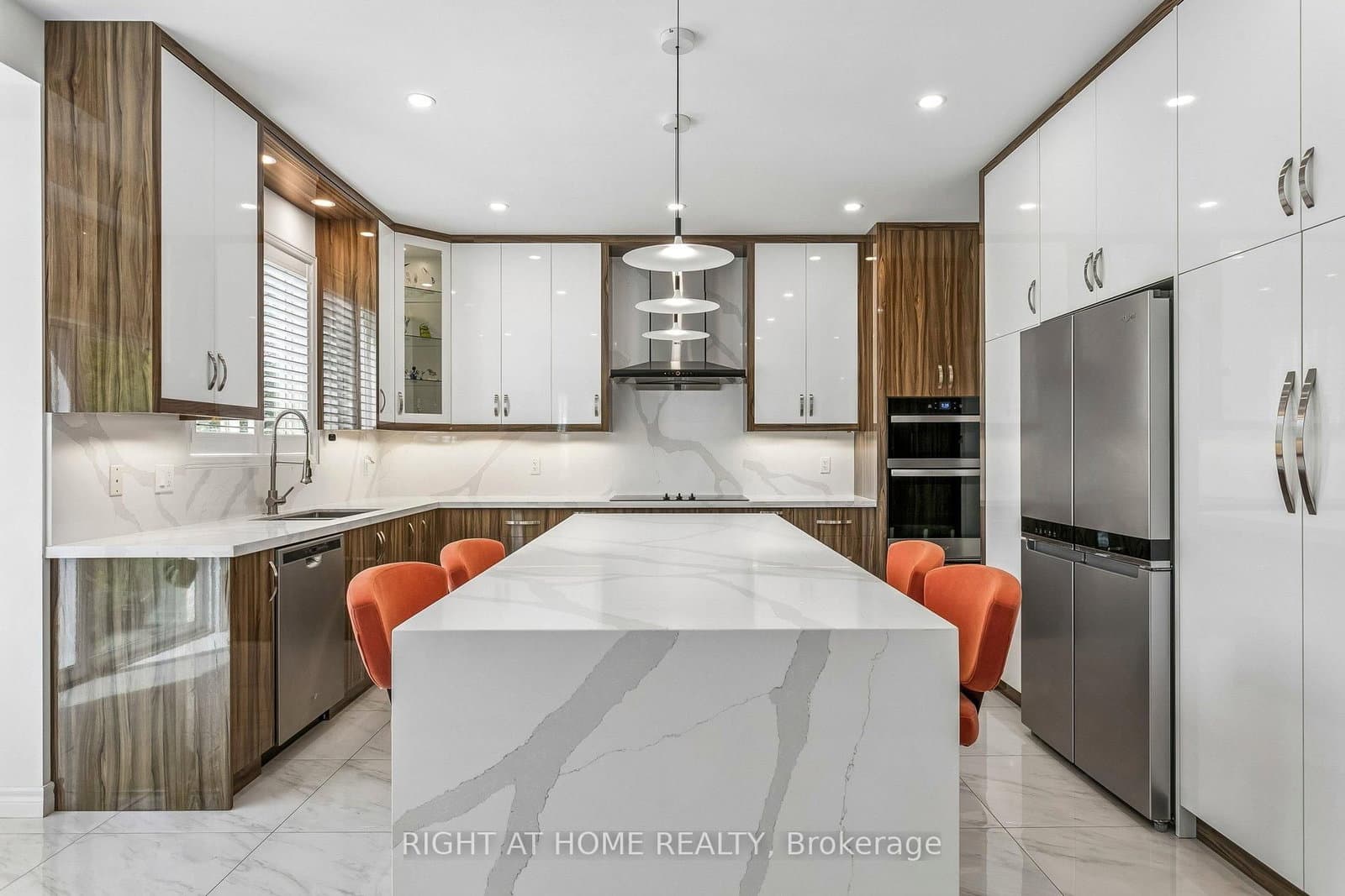 4263 Couples Crescent thumbnail 6