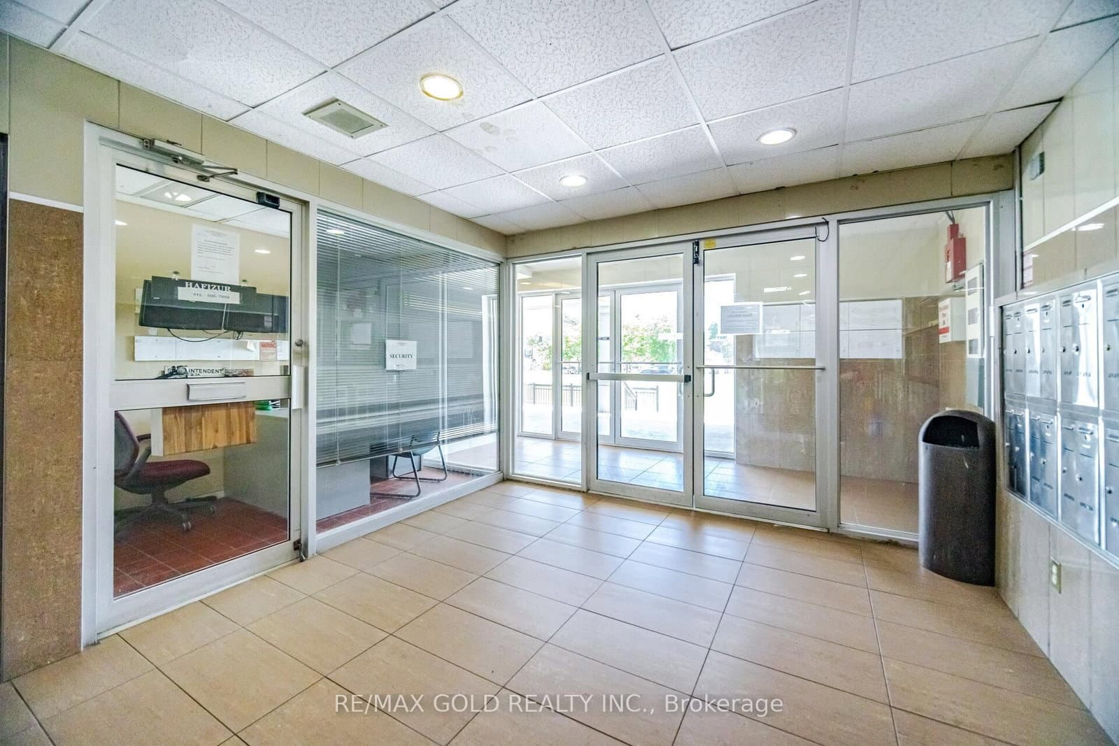 3025 The Credit Woodlands Drive, Unit 251 thumbnail 4