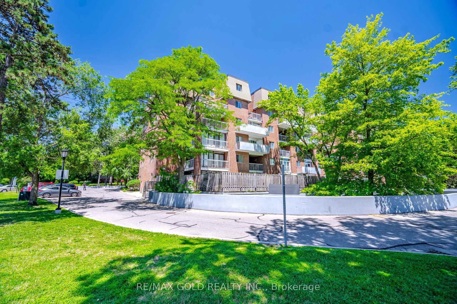3025 The Credit Woodlands Drive, Unit 251 thumbnail 49