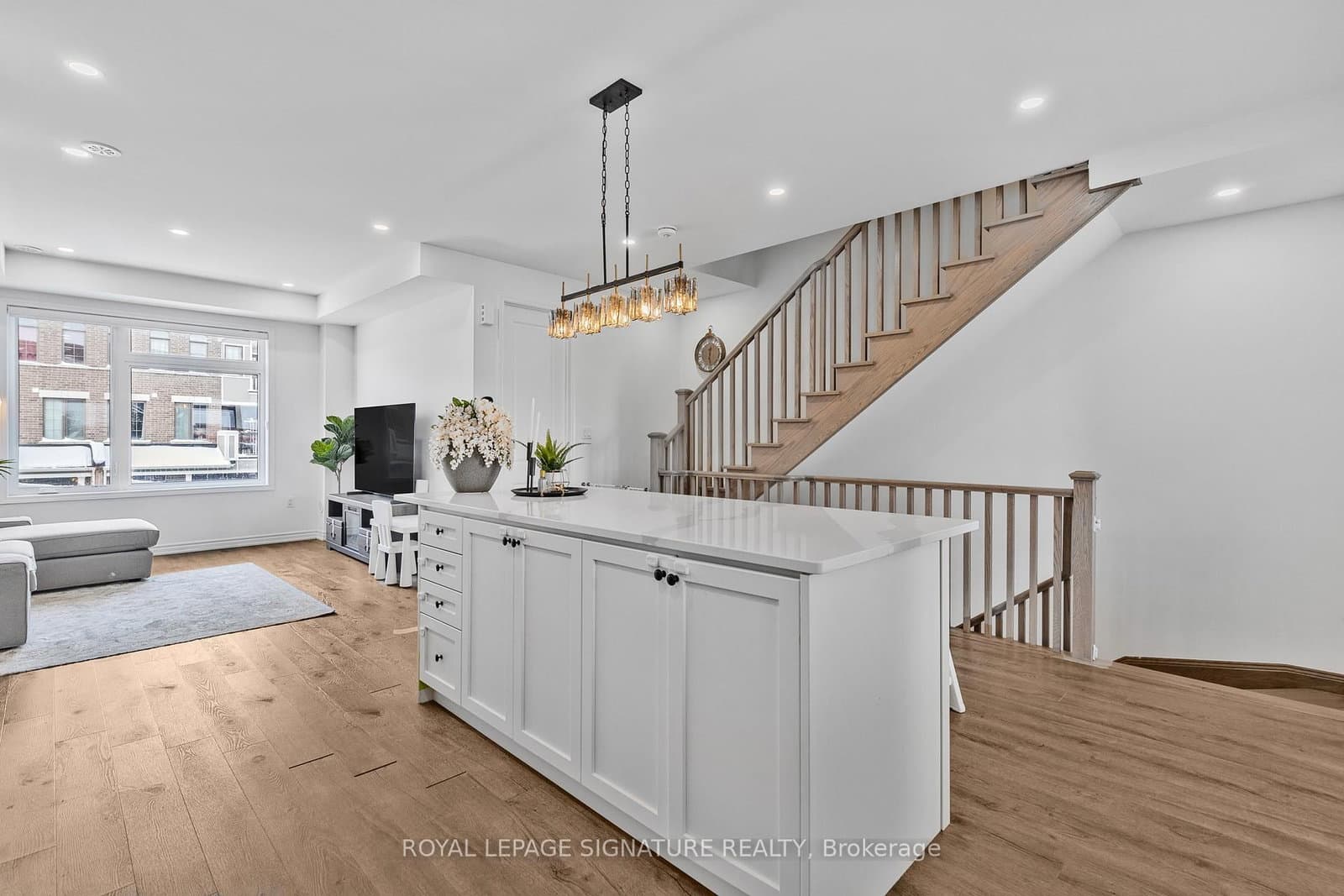 158 Keppel Circle thumbnail 17
