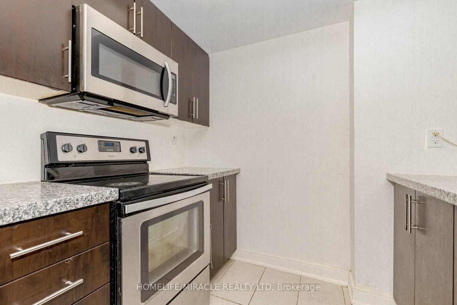 100 Dufay Road, Unit 29 thumbnail 3