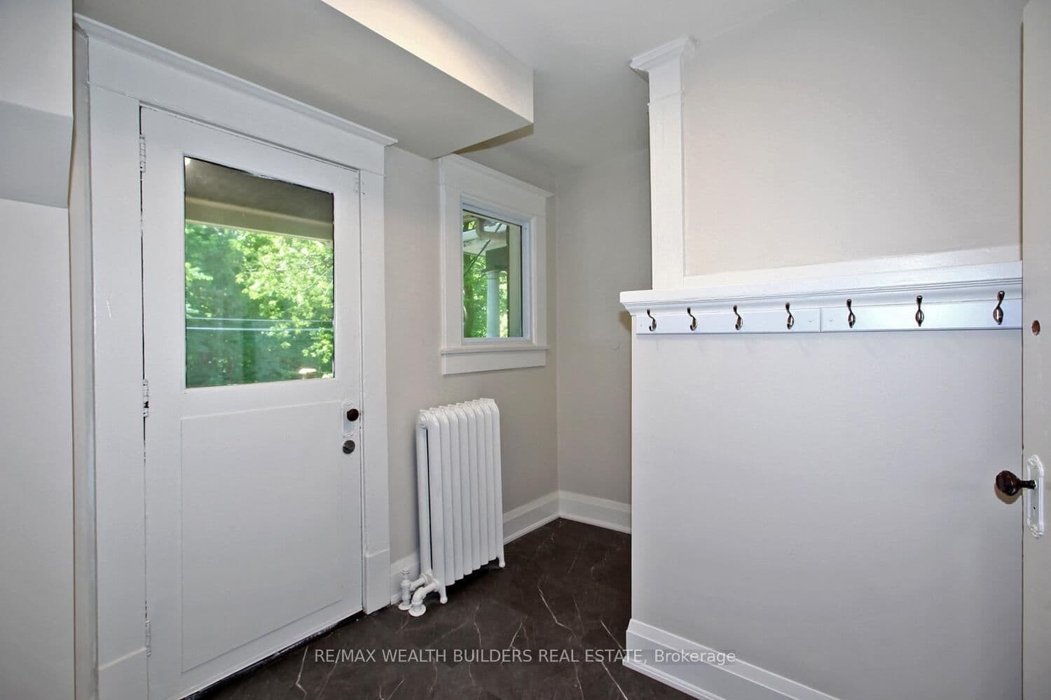 163 Parkside Drive, Unit B - Image 1
