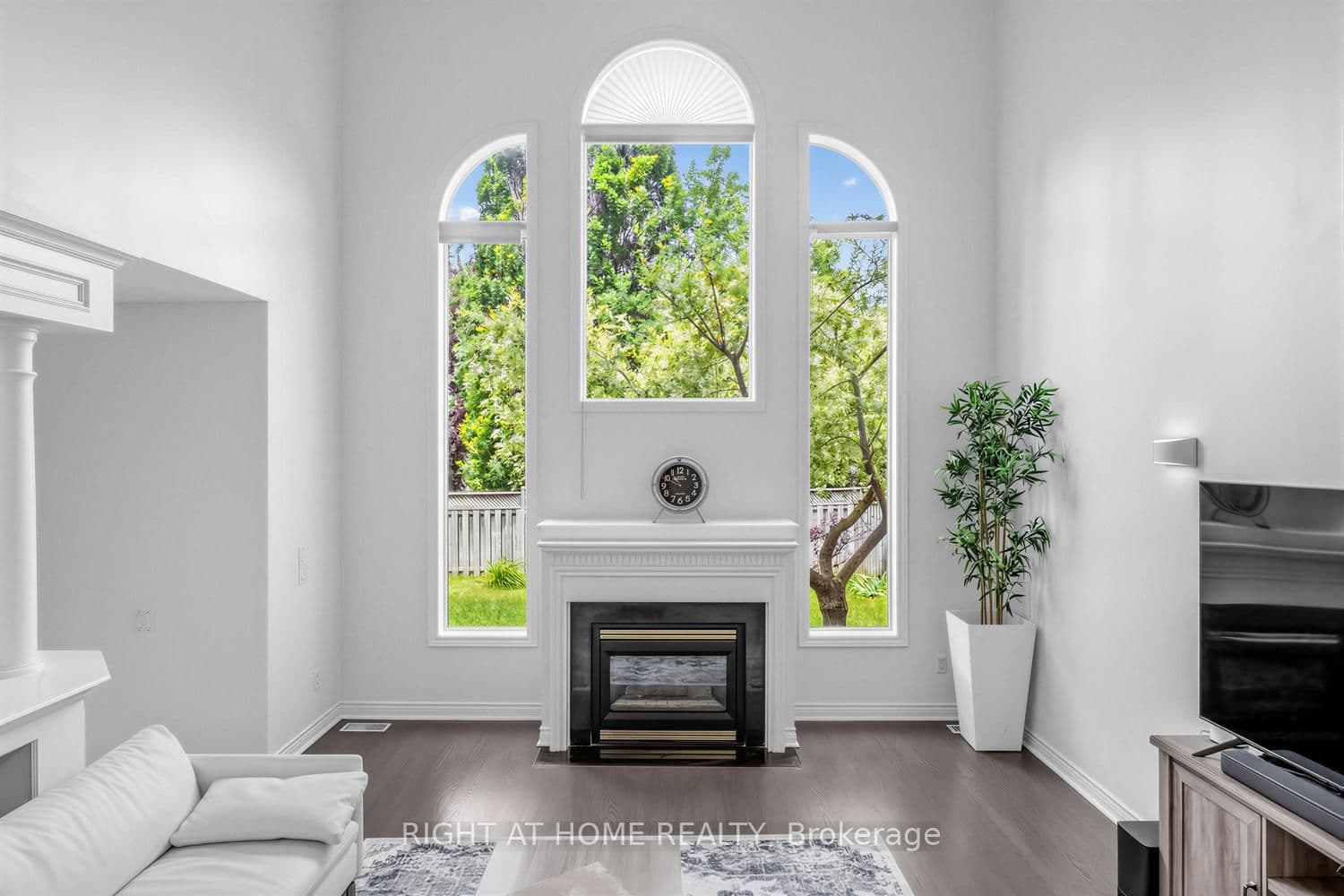 4145 Bonavista Crescent thumbnail 17