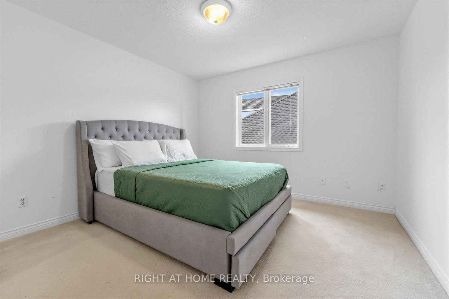 4145 Bonavista Crescent thumbnail 31
