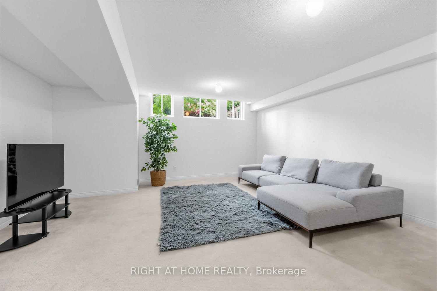 4145 Bonavista Crescent thumbnail 33