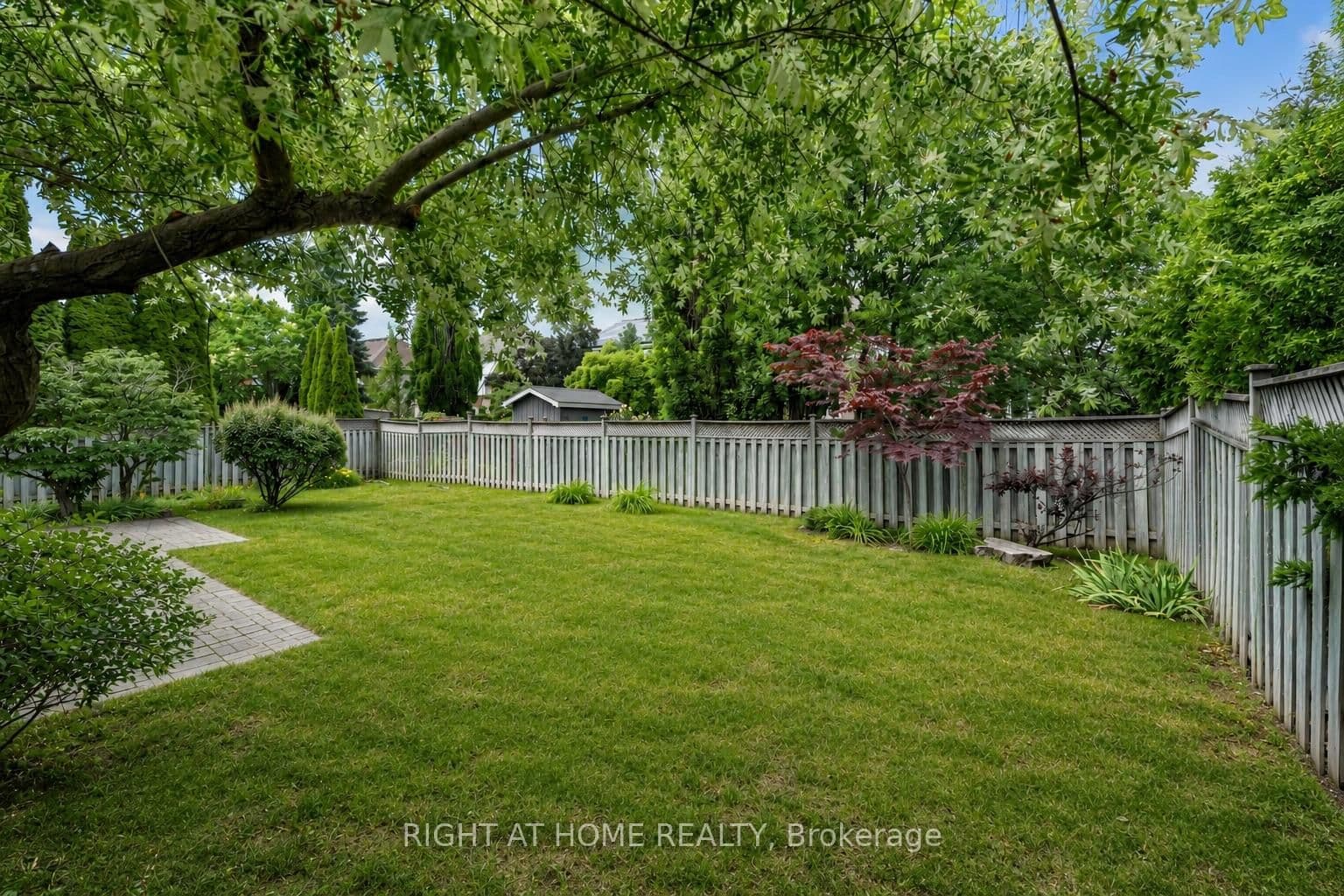 4145 Bonavista Crescent thumbnail 38