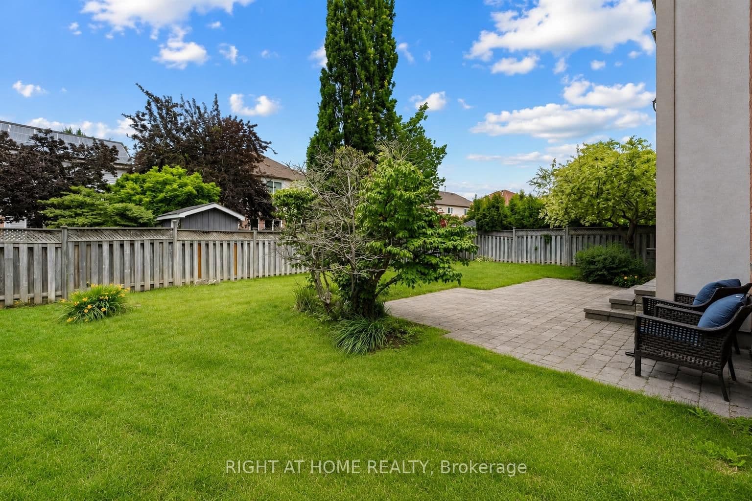 4145 Bonavista Crescent thumbnail 39