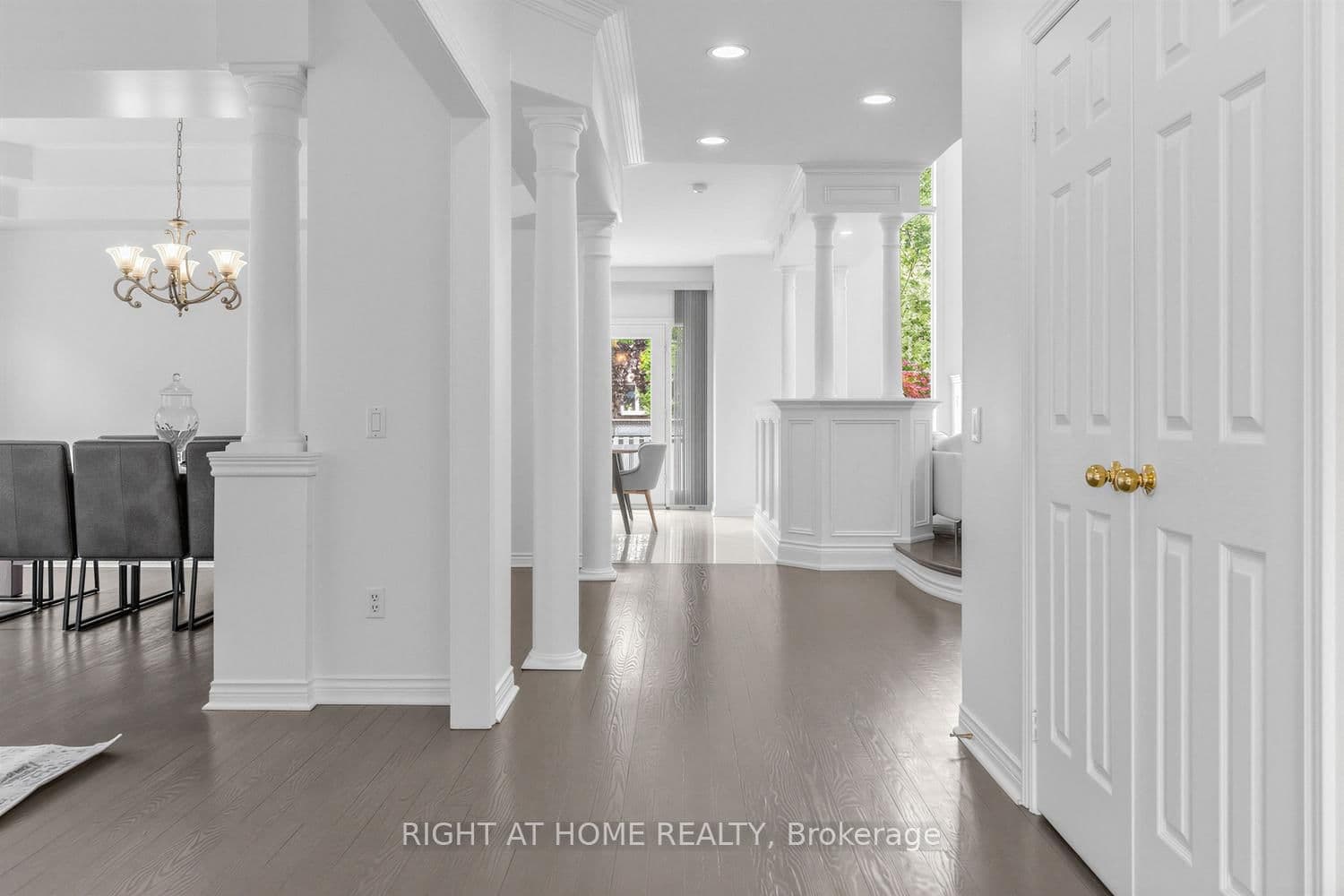 4145 Bonavista Crescent thumbnail 5
