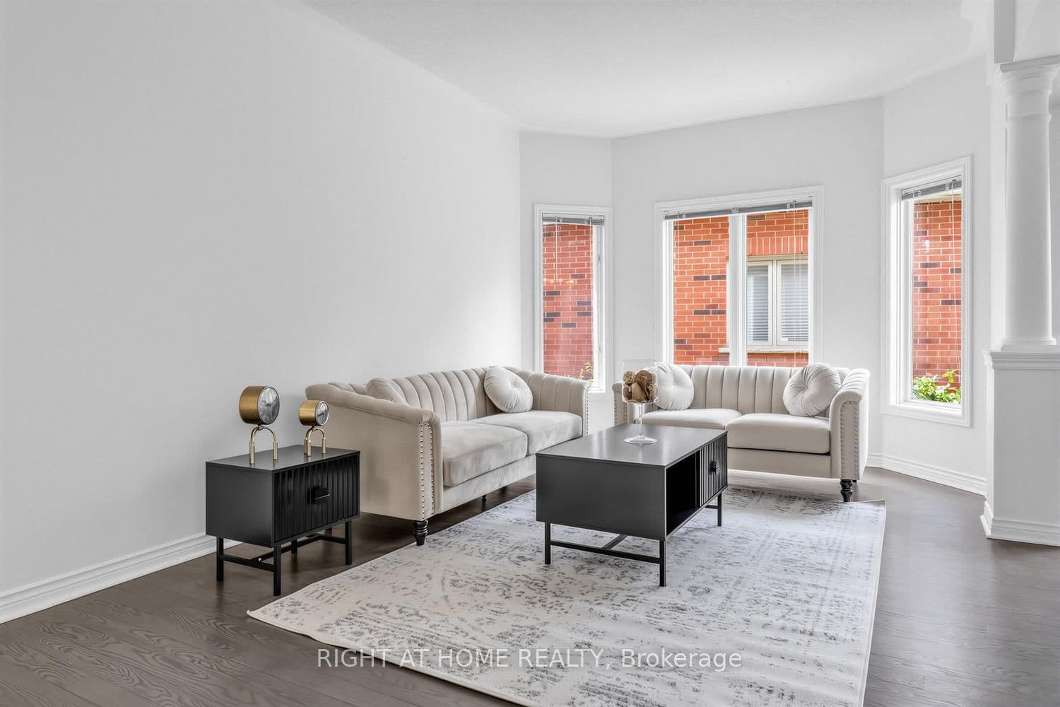 4145 Bonavista Crescent thumbnail 7