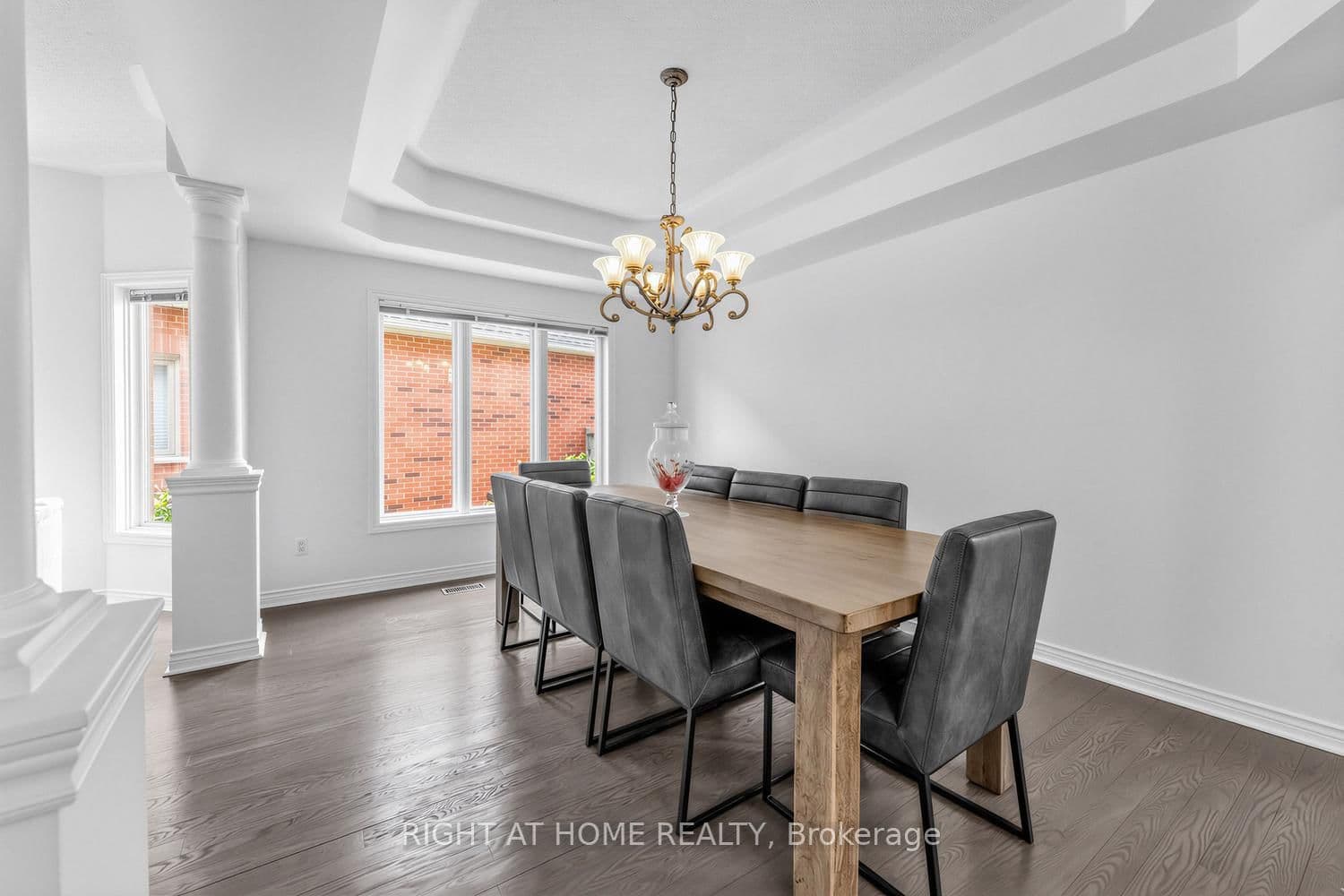 4145 Bonavista Crescent thumbnail 8