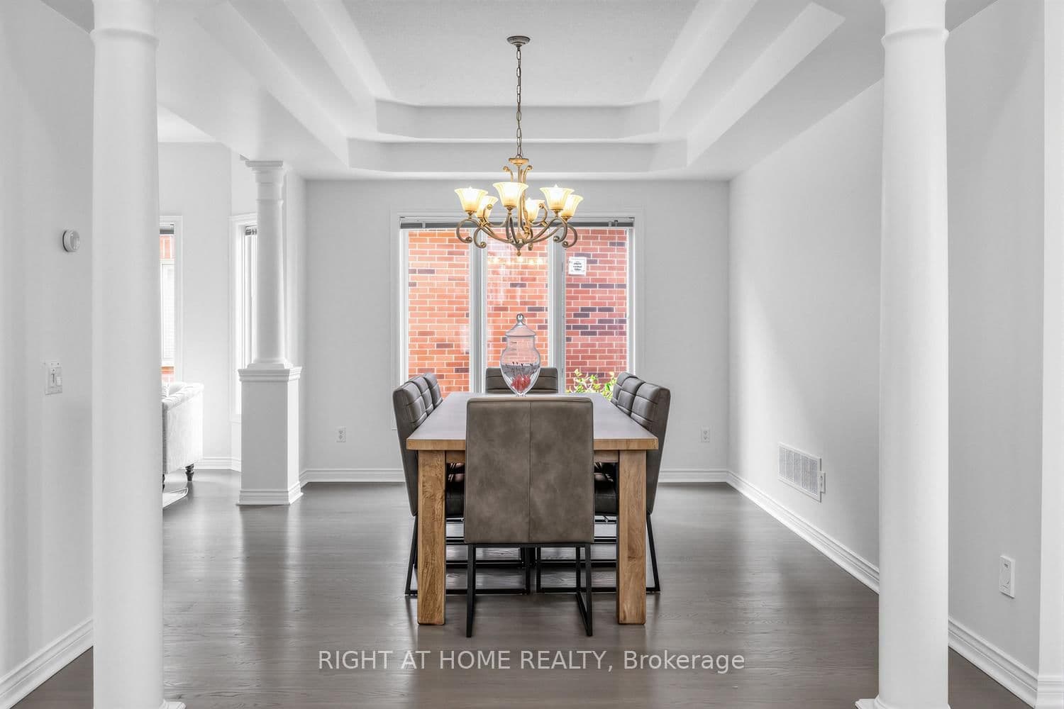 4145 Bonavista Crescent thumbnail 9