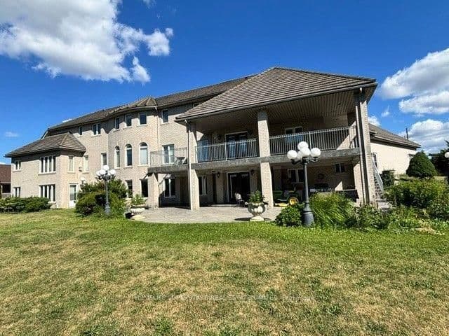 7690 Mayfield Road thumbnail 5