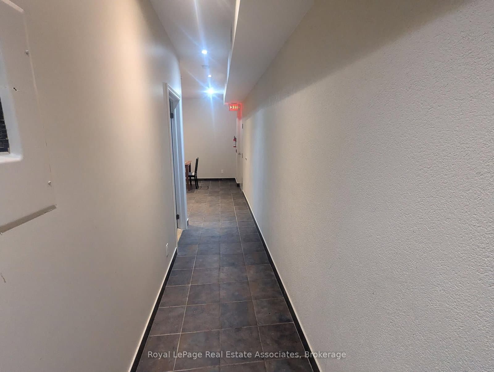 48 Mississauga Road N, Unit 4 thumbnail 24