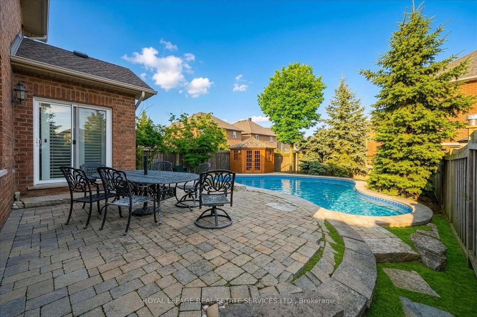 2170 Brookhaven Crescent thumbnail 48