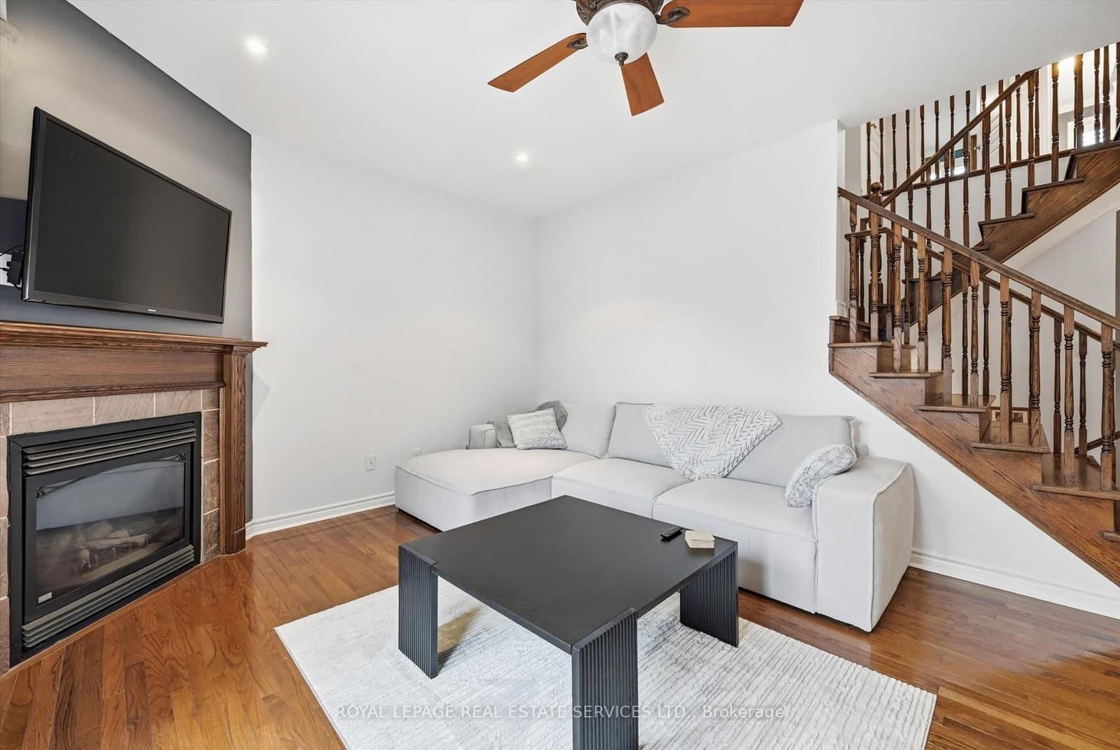 2170 Brookhaven Crescent thumbnail 8