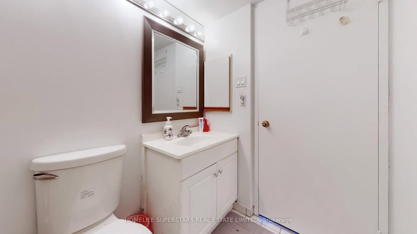 26 Hanover Road, Unit 301 thumbnail 24