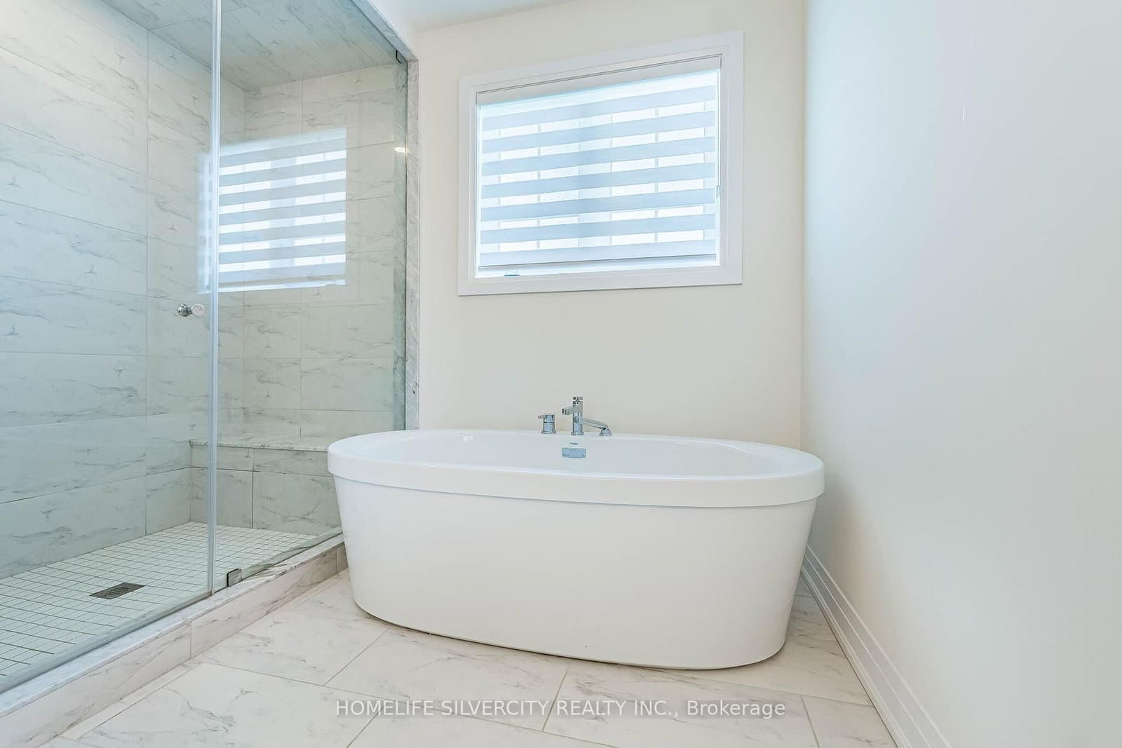 33 Rainbrook Close thumbnail 28