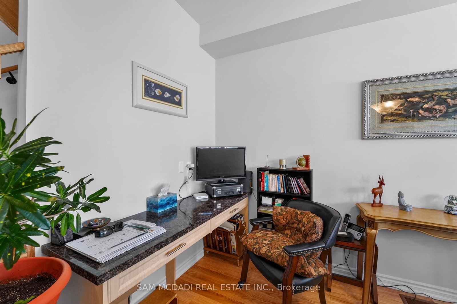 1402 Almonte Drive thumbnail 16