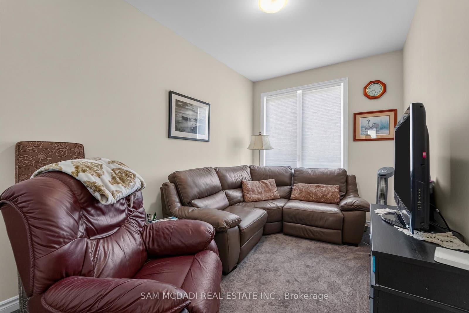 1402 Almonte Drive thumbnail 28