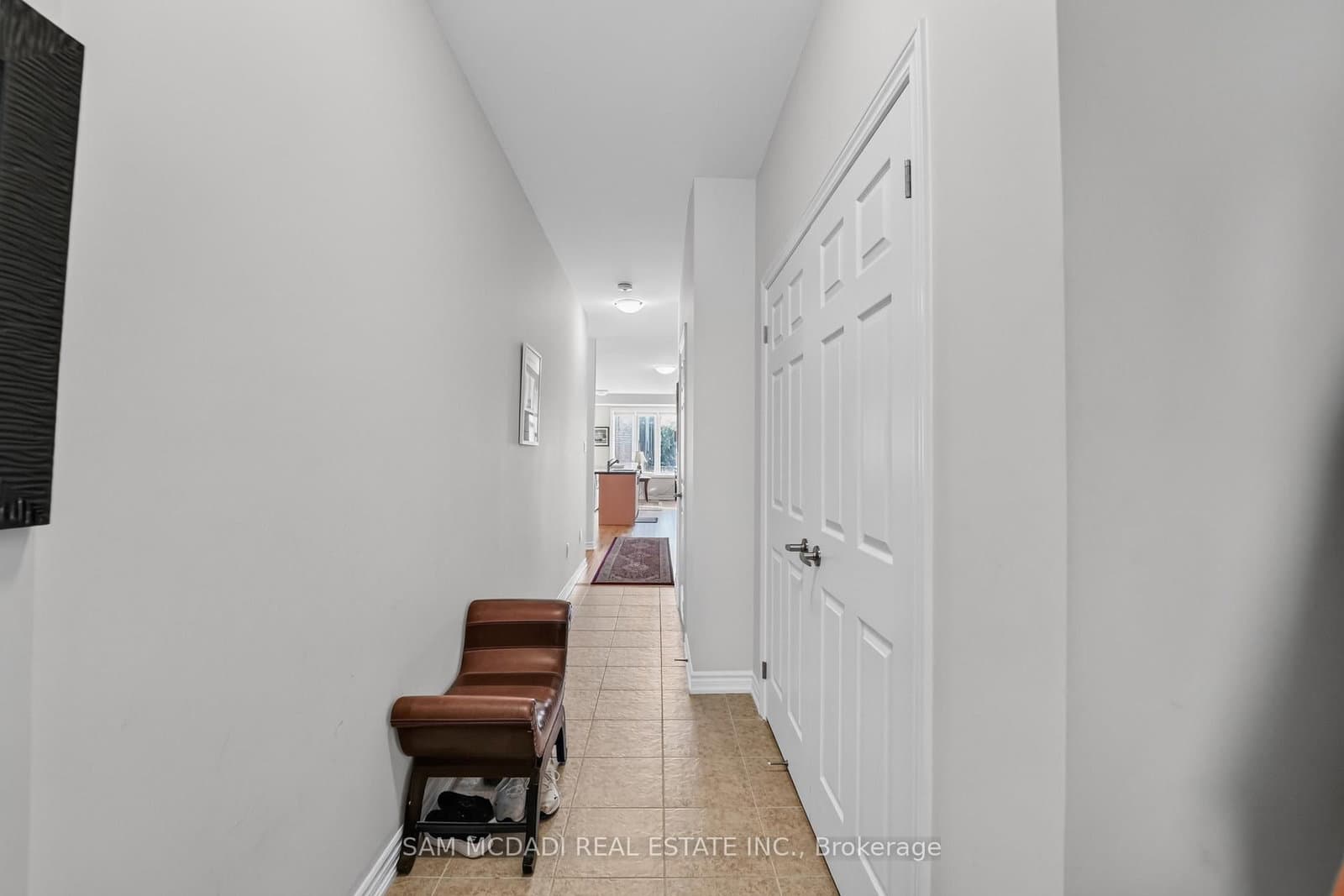 1402 Almonte Drive thumbnail 4