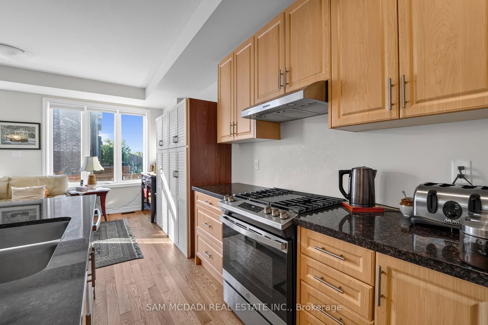 1402 Almonte Drive thumbnail 9