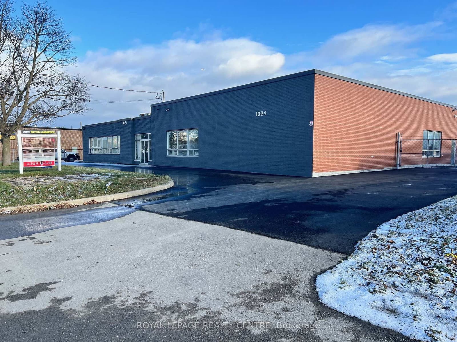 1024 Rangeview Road S - Image 1