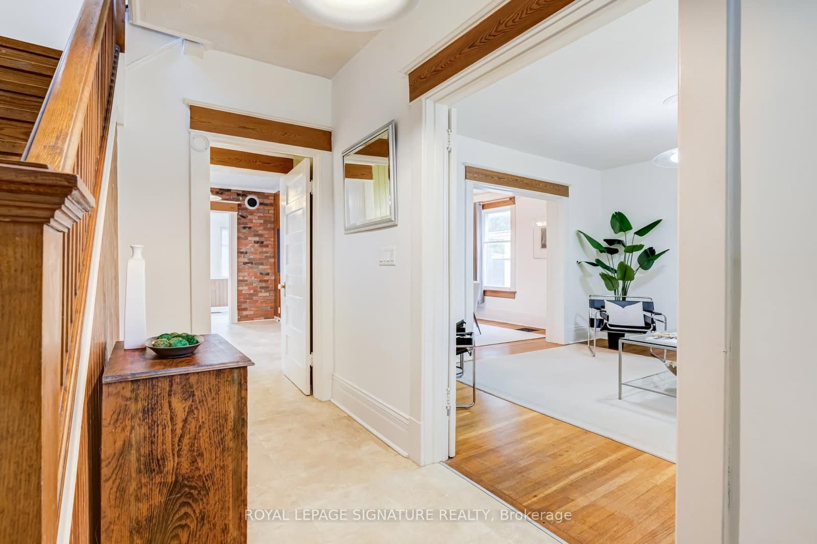22 Peel Avenue thumbnail 2