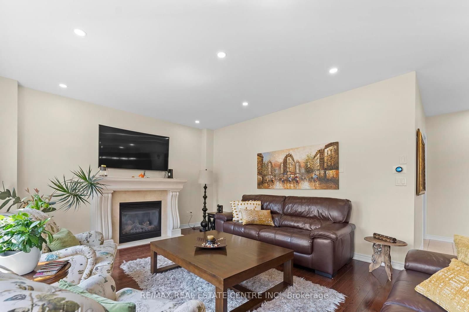 2454 Springforest Drive thumbnail 19