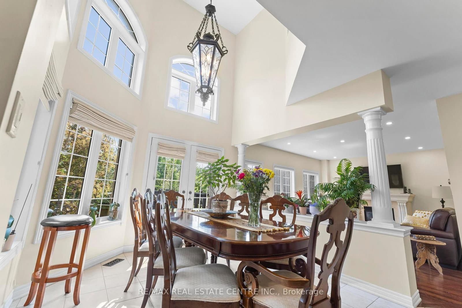 2454 Springforest Drive thumbnail 20