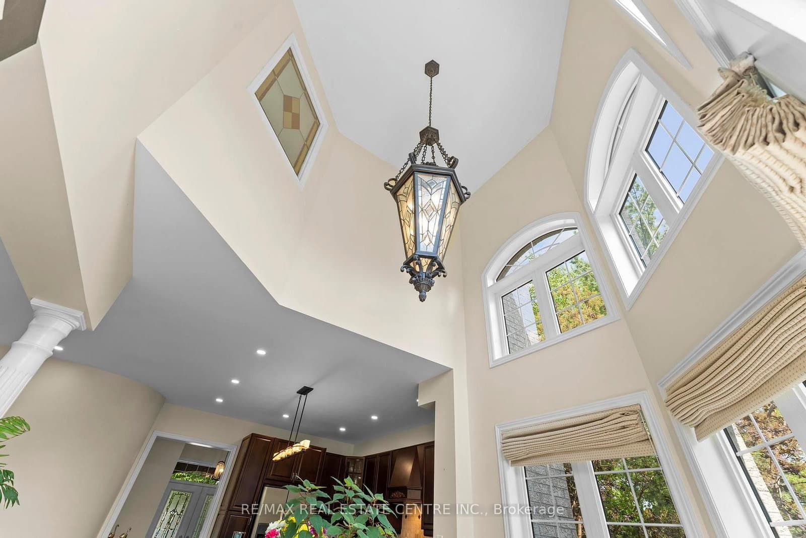 2454 Springforest Drive thumbnail 25