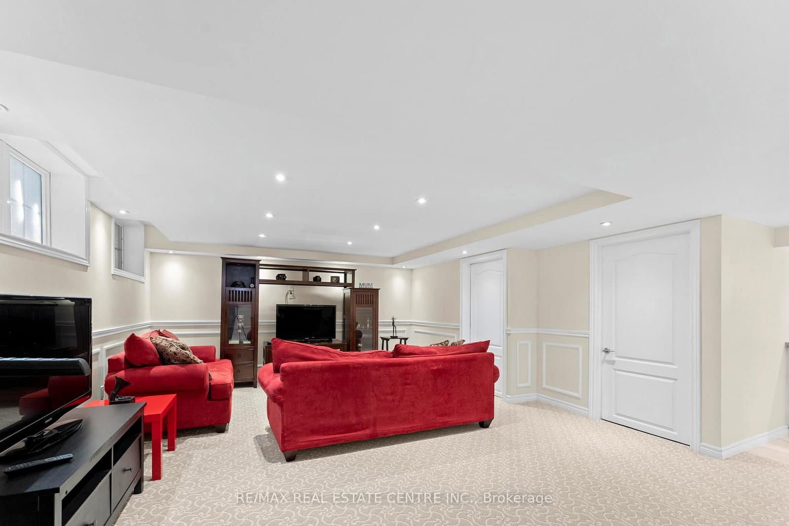 2454 Springforest Drive thumbnail 41