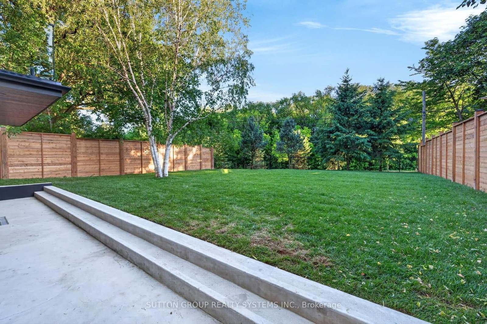 272 Renforth Drive thumbnail 49