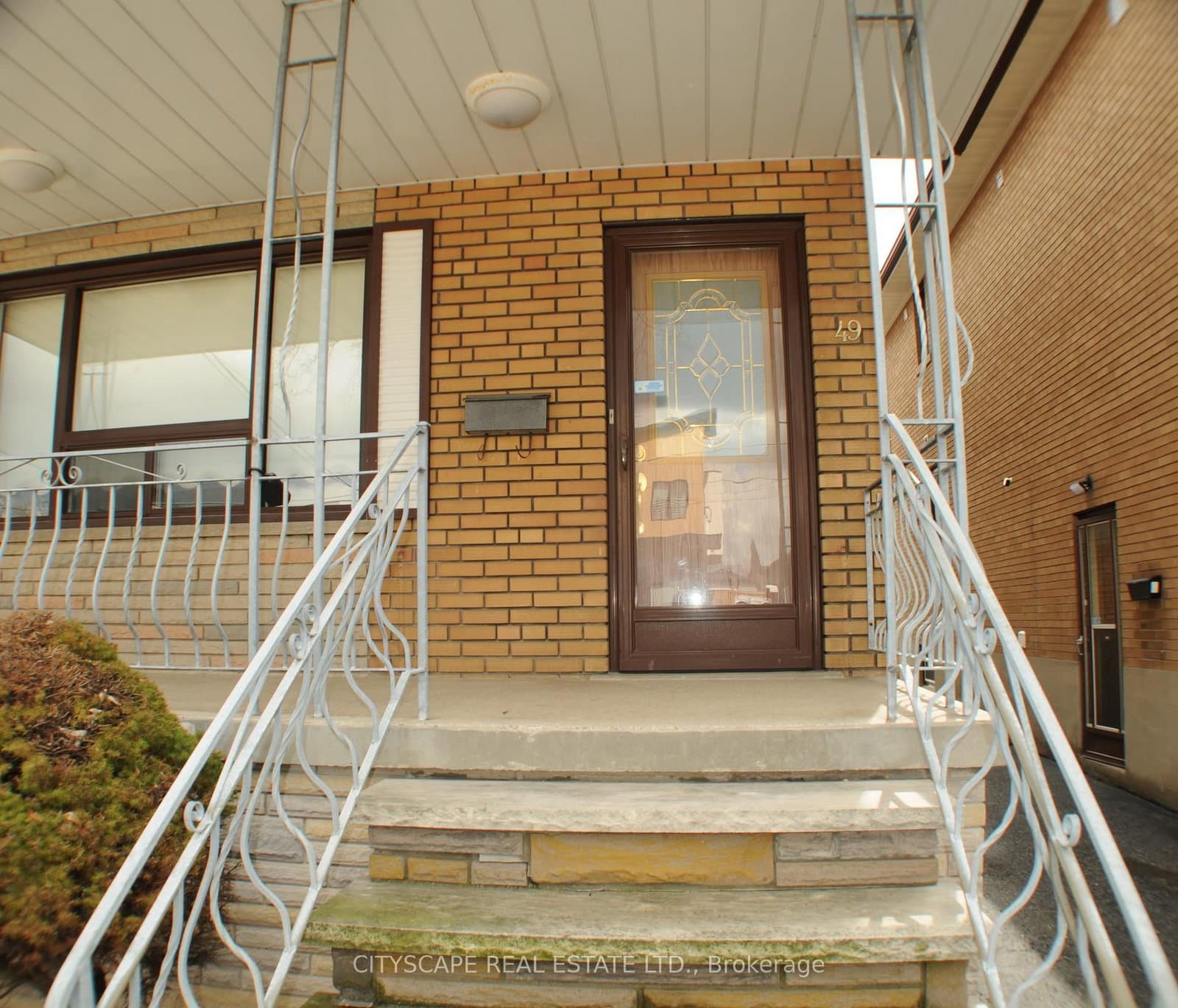 49 Algoma Street, Unit Upper floor thumbnail 4
