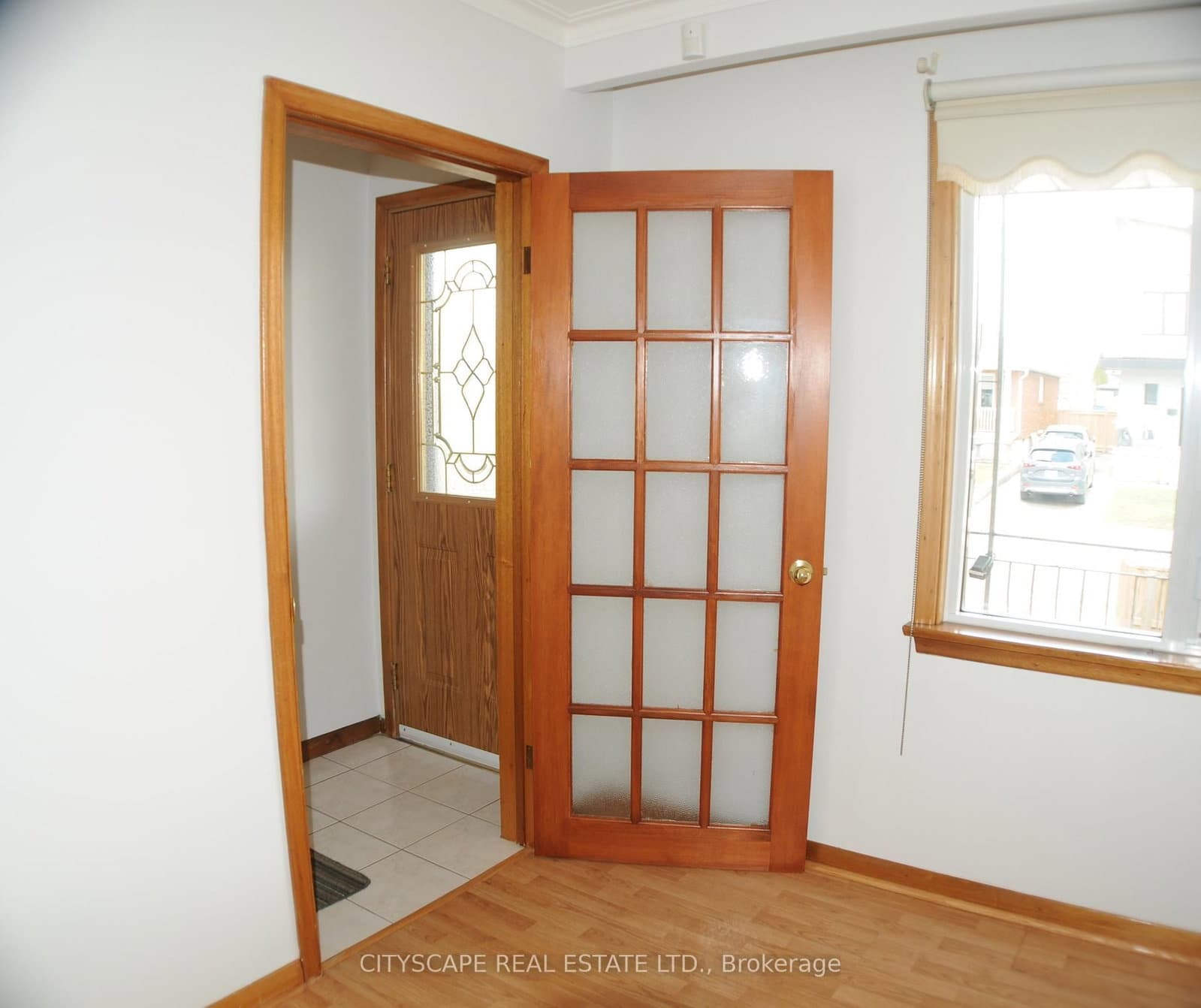 49 Algoma Street, Unit Upper floor thumbnail 5