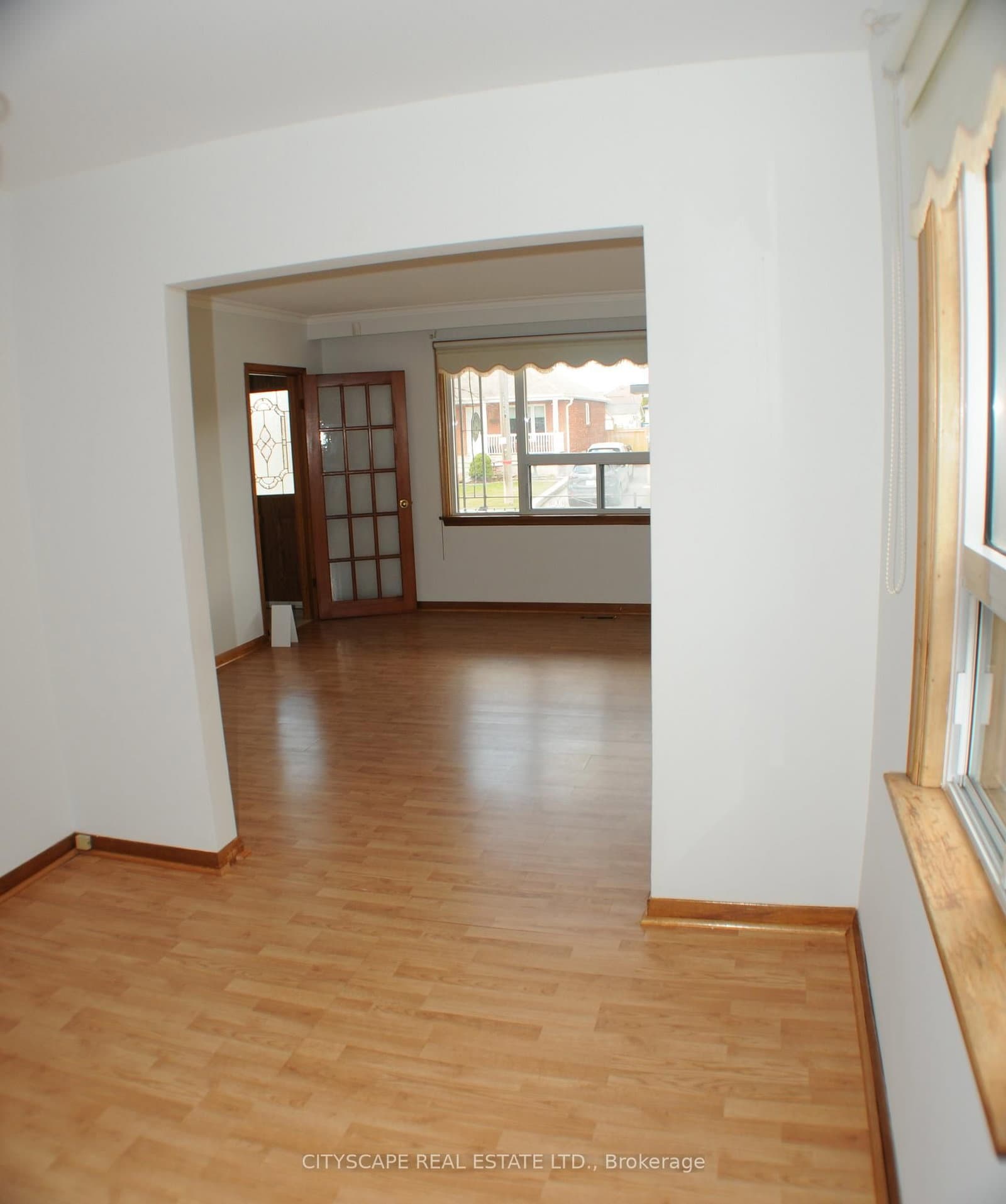 49 Algoma Street, Unit Upper floor thumbnail 6