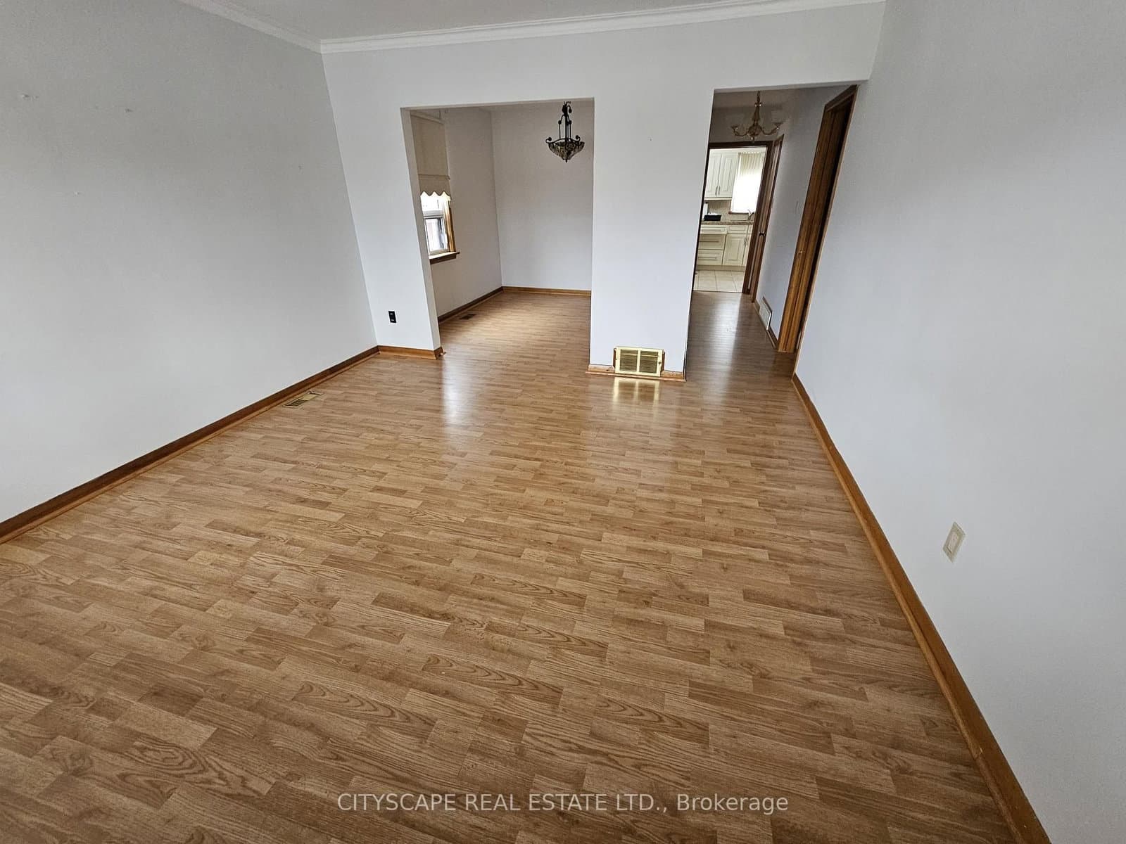 49 Algoma Street, Unit Upper floor thumbnail 7