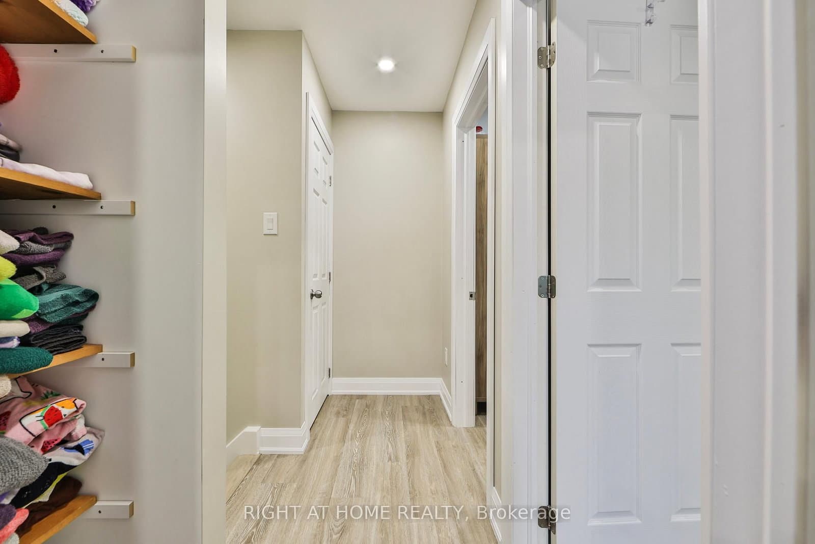 90 MILL Street S thumbnail 24