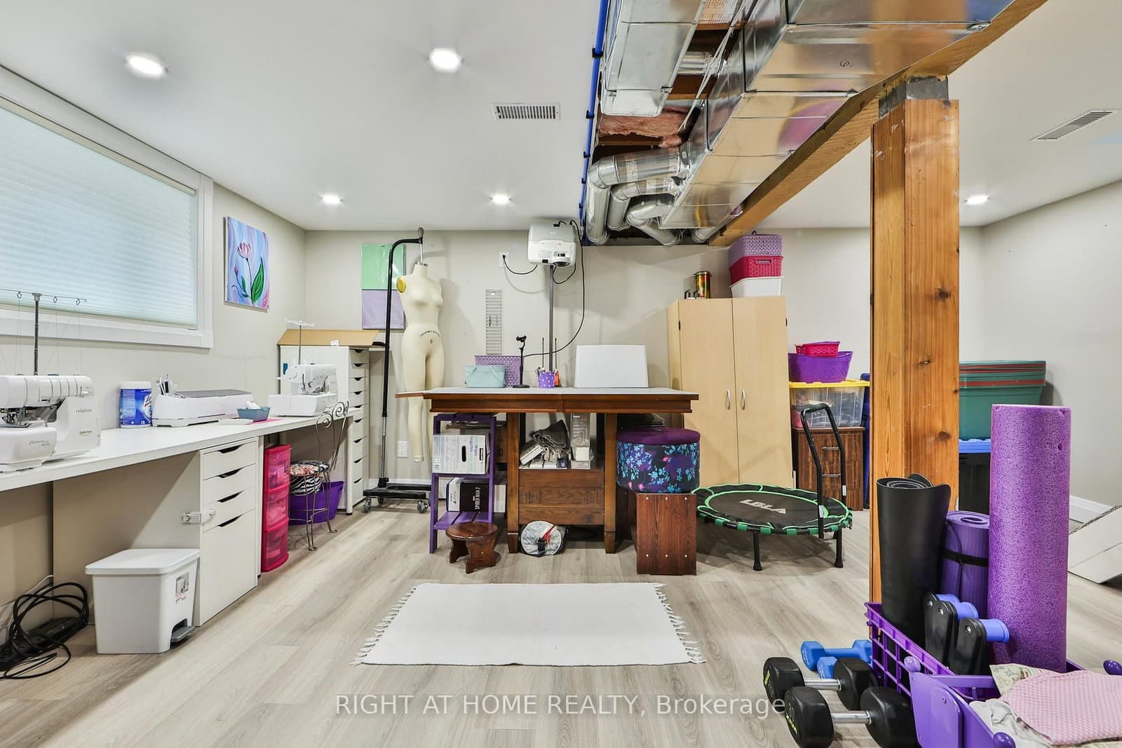 90 MILL Street S thumbnail 38
