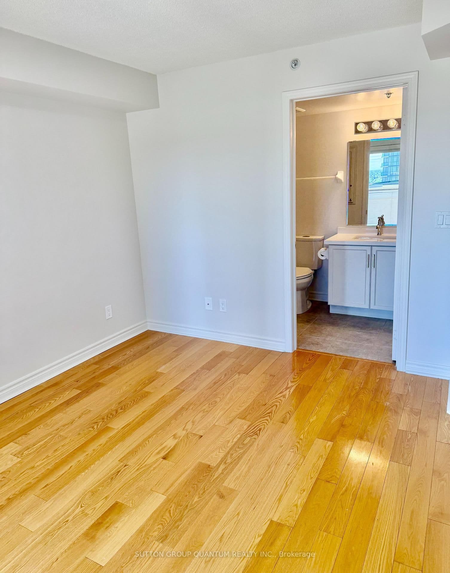 350 Princess Royal Drive, Unit 1103 thumbnail 17
