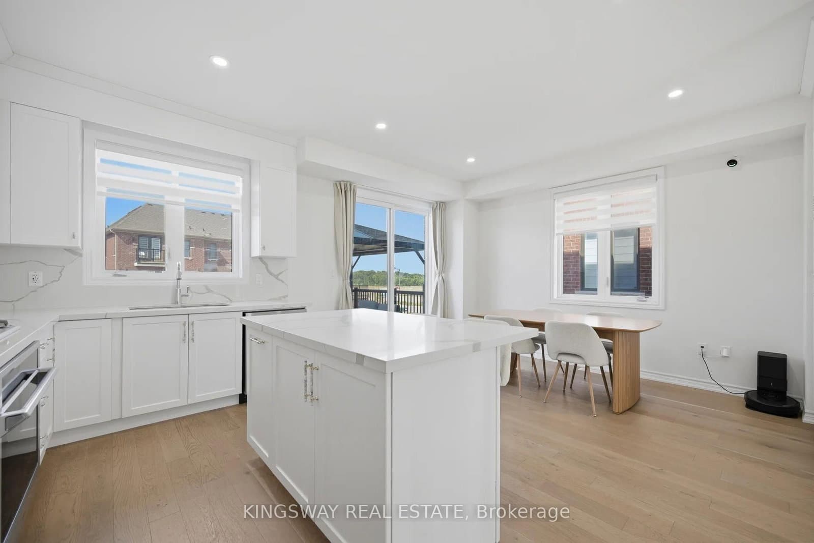12362 Mclaughlin Road thumbnail 19