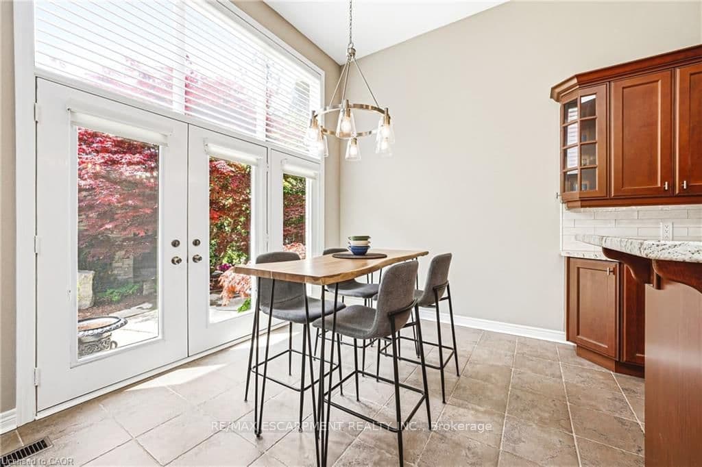 2178 Berwick Drive thumbnail 16