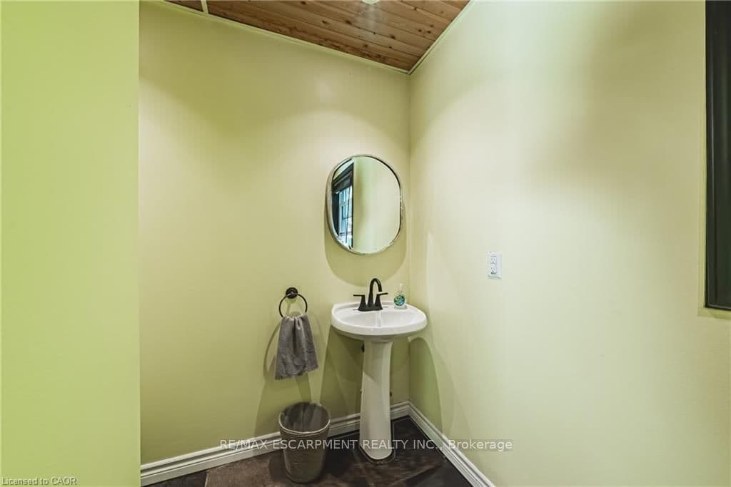 2178 Berwick Drive thumbnail 46