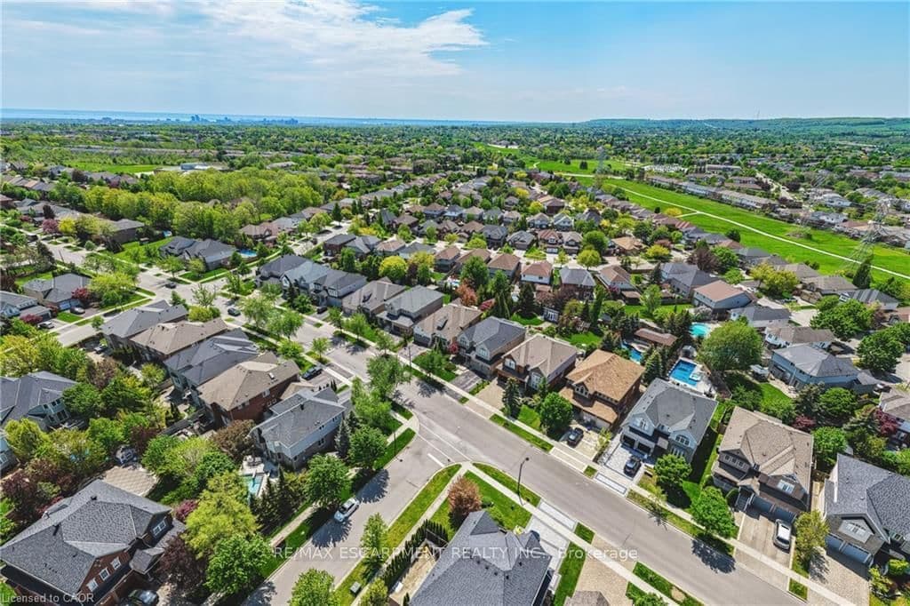 2178 Berwick Drive thumbnail 48
