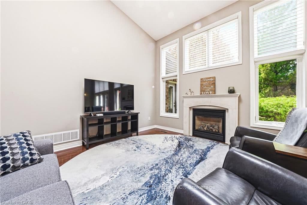2178 Berwick Drive thumbnail 9