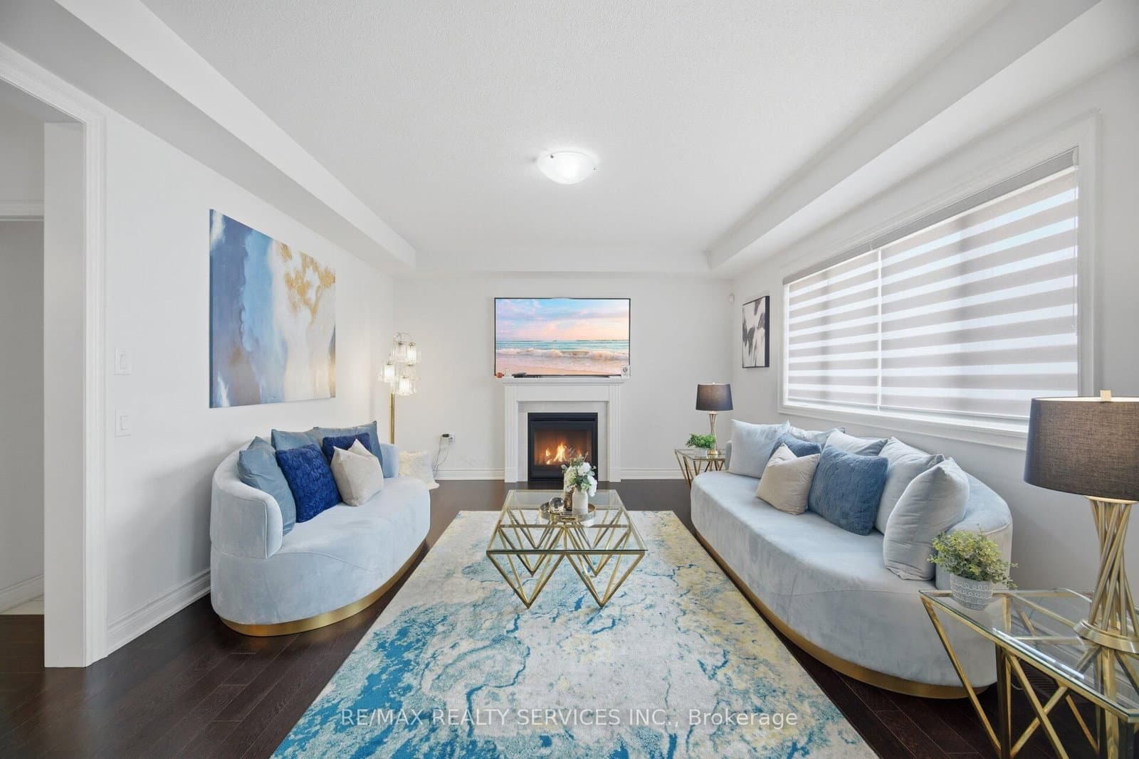 585 Dougall Avenue thumbnail 16